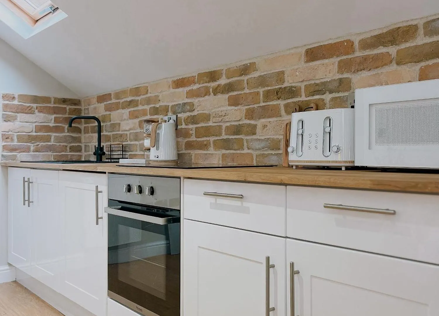 Ivy Shores Apartment Scarborough